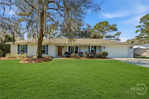 214 N Cromwell Rd, Savannah, GA 31410