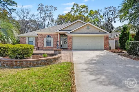 136 Druid Cir, Savannah, GA 31410