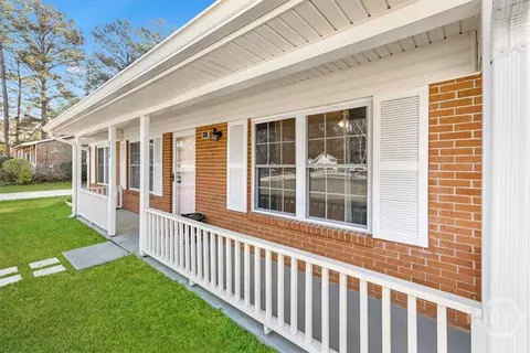 Exterior - 111 E Long St, Rincon, GA 31326 photo 2 of 10