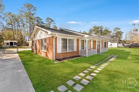 Exterior - 111 E Long St, Rincon, GA 31326 photo 4 of 10