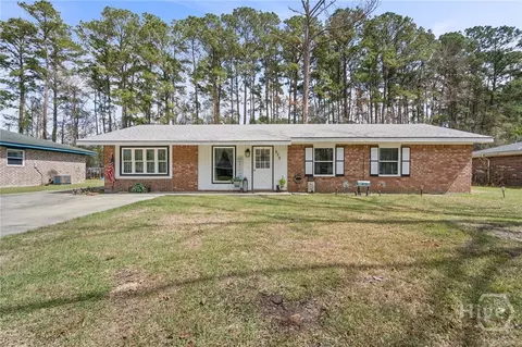 373 Sandpiper Rd, Richmond Hill, GA 31324
