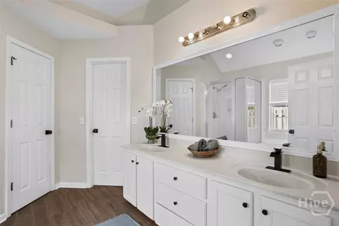 Bath - 135 Raindance Rd, Pooler, GA 31322 photo 1 of 6