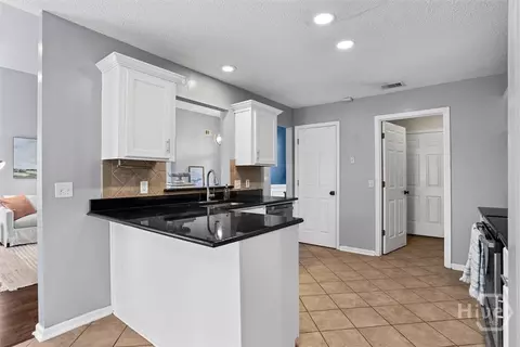 Kitchen - 135 Raindance Rd, Pooler, GA 31322 photo 2 of 4