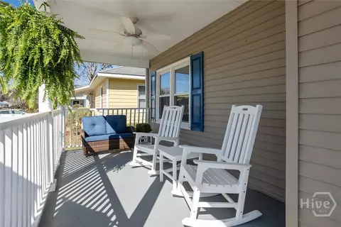 312 E 58th St, Savannah, GA 31405