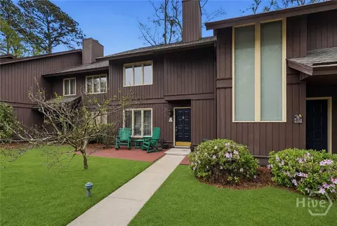 101 Brown Pelican Dr, Savannah, GA 31419