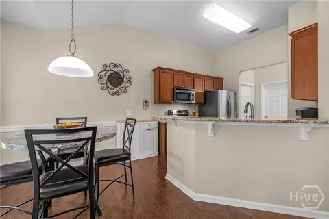 Kitchen - 122 Willow Point Cir, Savannah, GA 31407 photo 5 of 5