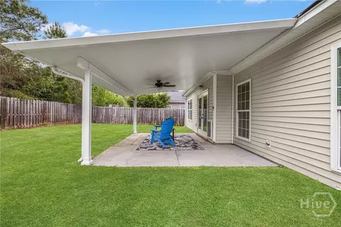 Exterior - 122 Willow Point Cir, Savannah, GA 31407 photo 6 of 9