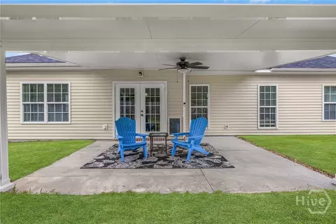 Exterior - 122 Willow Point Cir, Savannah, GA 31407 photo 7 of 9