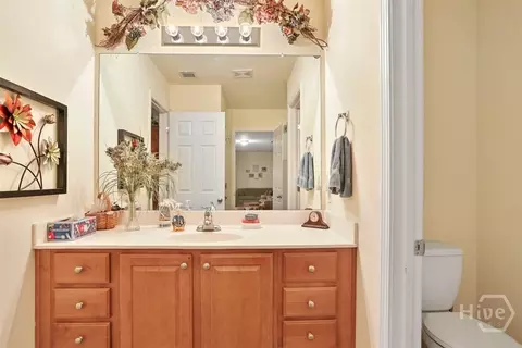 Bath - 165 Regency Cir, Pooler, GA 31322 photo 5 of 5