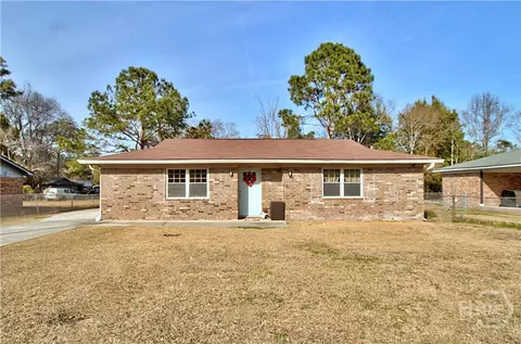 222 Glenn Bryant Rd, Hinesville, GA 31313