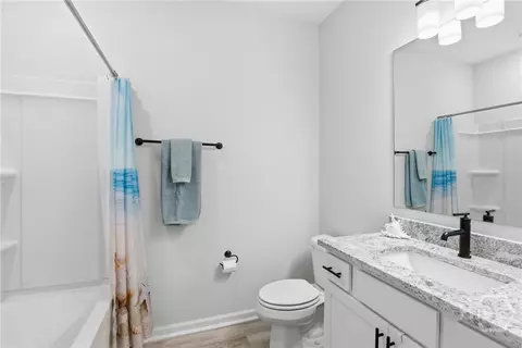 Bath - 127 Danbury Ct, Pooler, GA 31322 photo 1 of 1