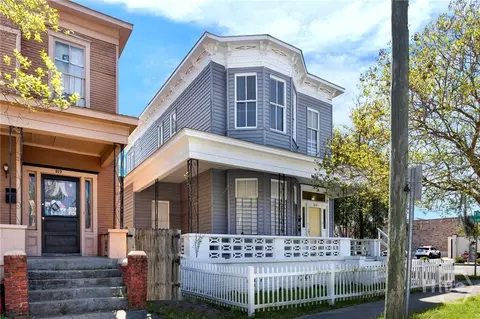 319 W 33rd St, Savannah, GA 31401