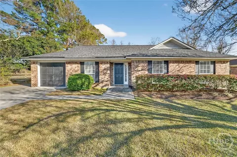 33 Woodcock Dr, Richmond Hill, GA 31324