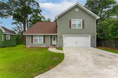 112 W 52nd St, Savannah, GA 31405
