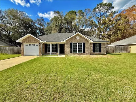 217 Guyett Ave, Hinesville, GA 31313