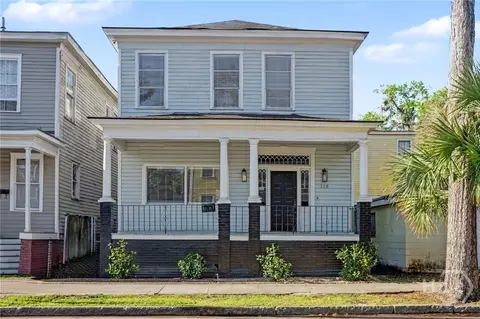 115 W 34th St, Savannah, GA 31401