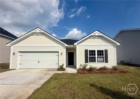 180 Pitchline Dr, Hinesville, GA 31313