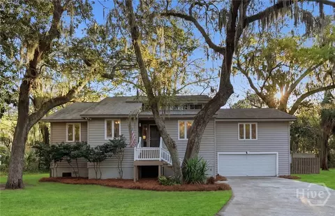 12 Moss Pointe Ct, Savannah, GA 31410