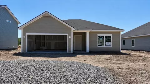 261 Juniper Dr, Hinesville, GA 31313