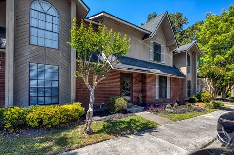 459 Mall Blvd #123, Savannah, GA 31406