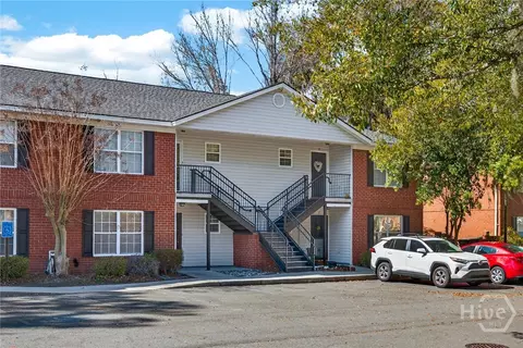 310 Tibet Ave #8, Savannah, GA 31406