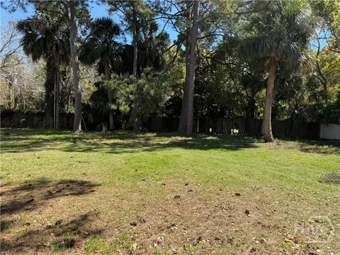 1619 D Chatham Ave, Tybee Island, GA 31328