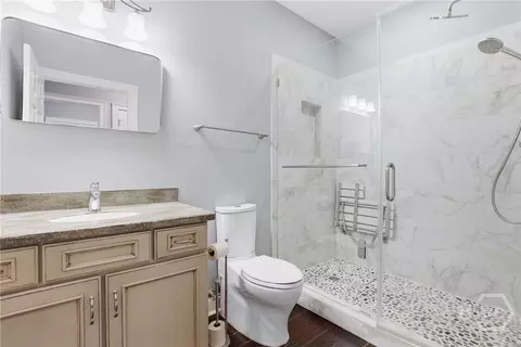 Bath - 122 Mallory Pl, Pooler, GA 31322 photo 1 of 3