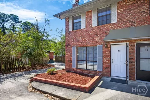 2220 E Victory Dr #12, Savannah, GA 31404