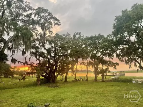 19 Falligant Ave, Savannah, GA 31410