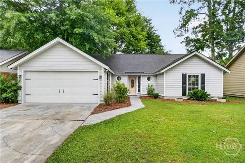 6 English Saddle Ct, Savannah, GA 31406