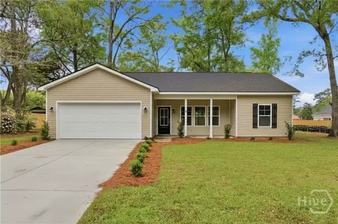 6 Josselson St, Yemassee, SC 29945