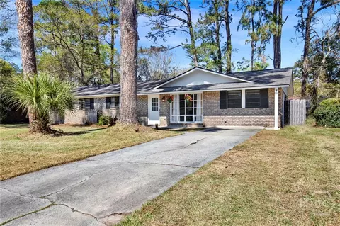12746 Golf Club Dr, Savannah, GA 31419