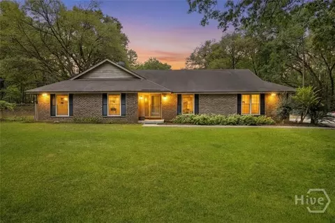 84 Arden Loop Cir, Ellabell, GA 31308