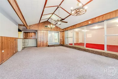 Living - 48 E 61st St, Savannah, GA 31405 photo 6 of 7