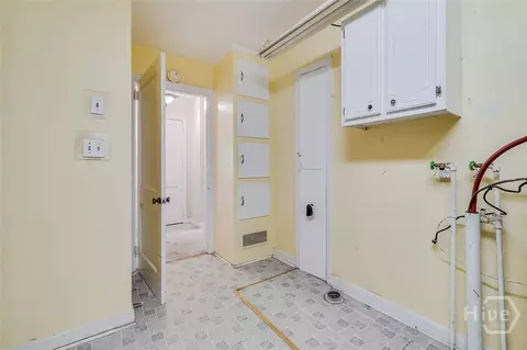 Other - 48 E 61st St, Savannah, GA 31405 photo 6 of 7