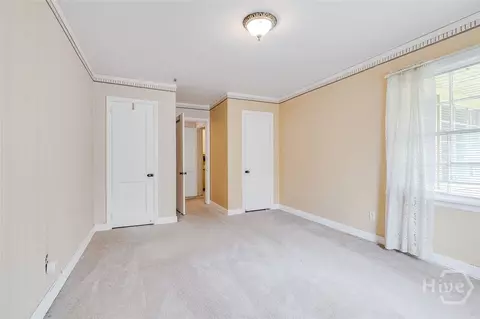 Bedroom - 48 E 61st St, Savannah, GA 31405 photo 2 of 4