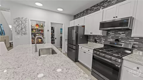 Kitchen - 293 Lillian St, Rincon, GA 31326 photo 3 of 4
