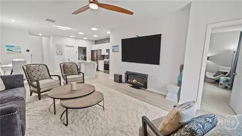Living - 293 Lillian St, Rincon, GA 31326 photo 3 of 3
