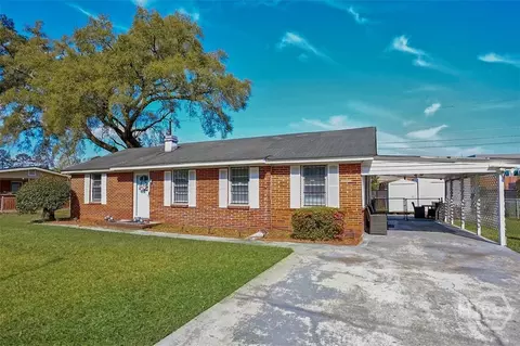113 Chatham Villa Dr, Savannah, GA 31408