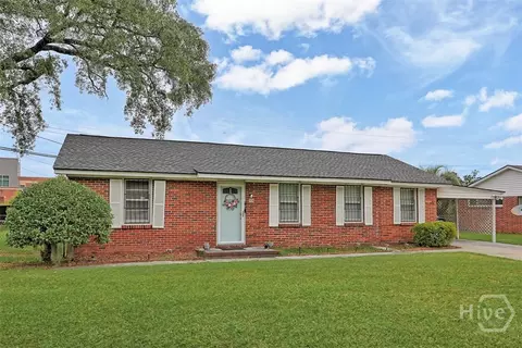 113 Chatham Villa Dr, Savannah, GA 31408