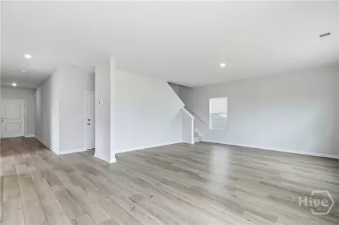 Living - 108 Daylily Dr, Springfield, GA 31329 photo 1 of 6