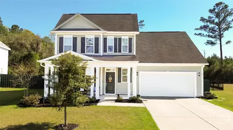 3208 Castleoak Dr, Richmond Hill, GA 31324