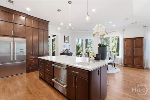 Kitchen - 5 Springpine Ln, Savannah, GA 31411 photo 2 of 5