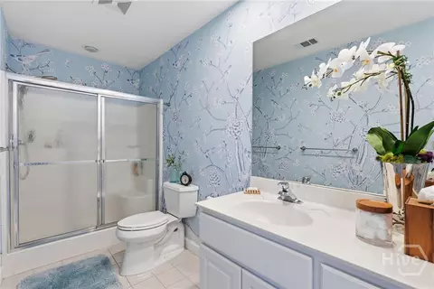 Bath - 5 Springpine Ln, Savannah, GA 31411 photo 4 of 6