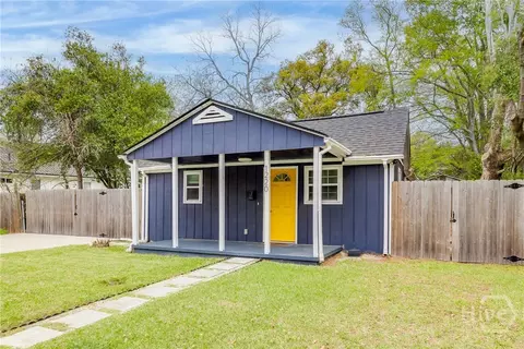 1220 E 69th St, Savannah, GA 31404