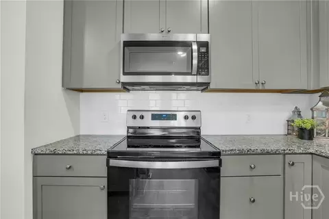 Kitchen - 160 Benelli Dr, Pooler, GA 31322 photo 4 of 6