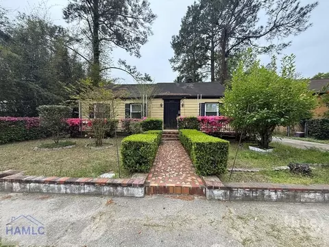 1821 Holly Ave, Savannah, GA 31404