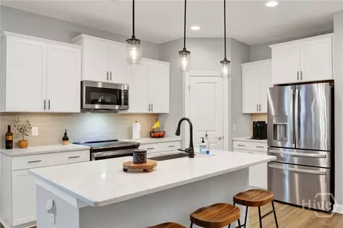 Kitchen - 137 Waterside Ln, Pooler, GA 31322 photo 3 of 3