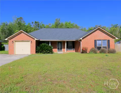 2352 Rowe St, Hinesville, GA 31313