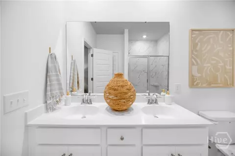 Bath - 153 Weyview Gdns, Pooler, GA 31322 photo 1 of 5